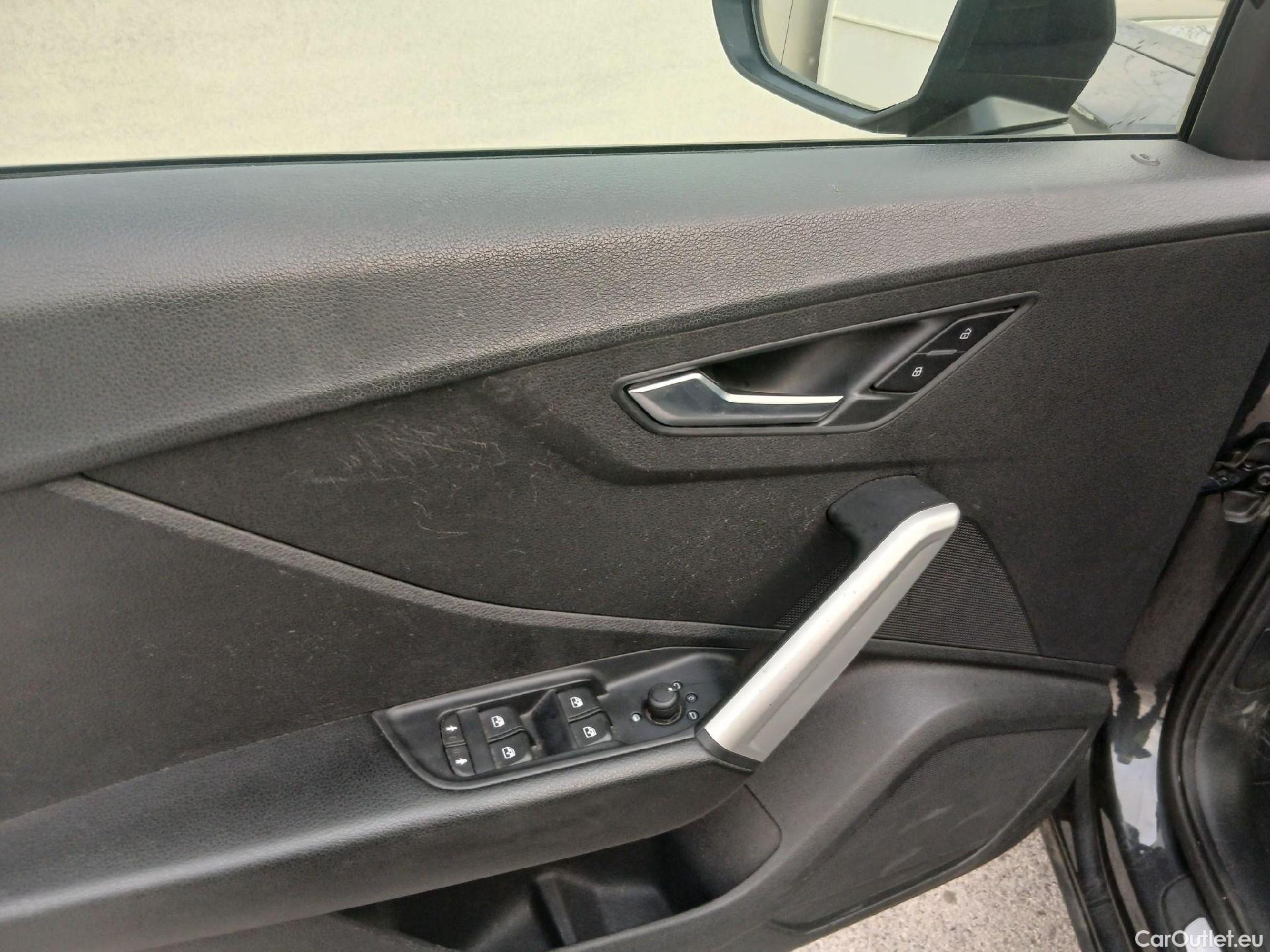  Audi  Q2 AUDI  / 2020 / 5P / todoterreno Advanced 35 TFSI 110kW (150CV) S tronic (AC) #10