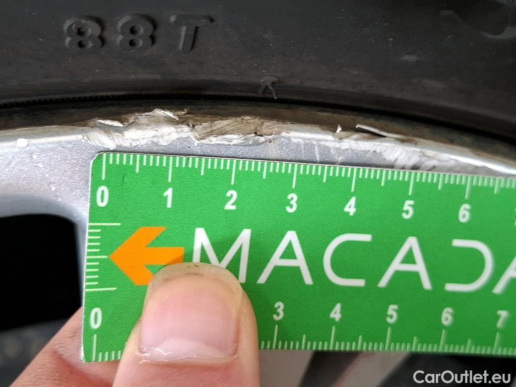  Peugeot  208  Affaire Premium Pack 1.5 HDi 100CV BVM6 E6dT #34