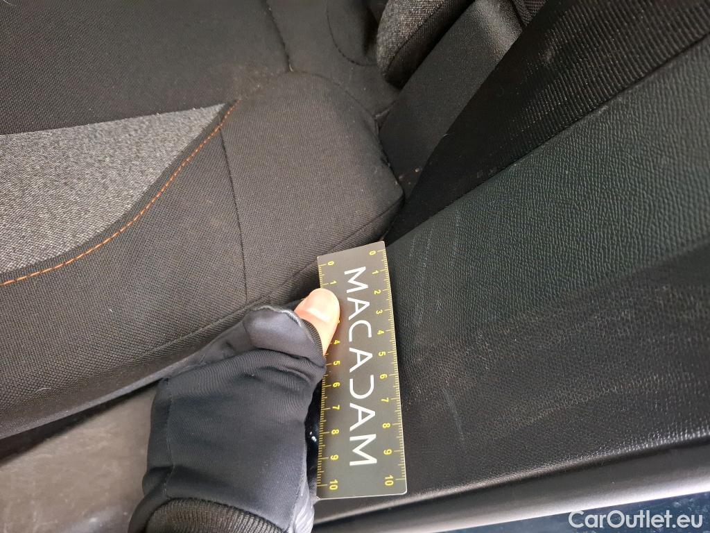  Peugeot  3008  Active Business 1.5 HDi 130CV BVA8 E6d #10