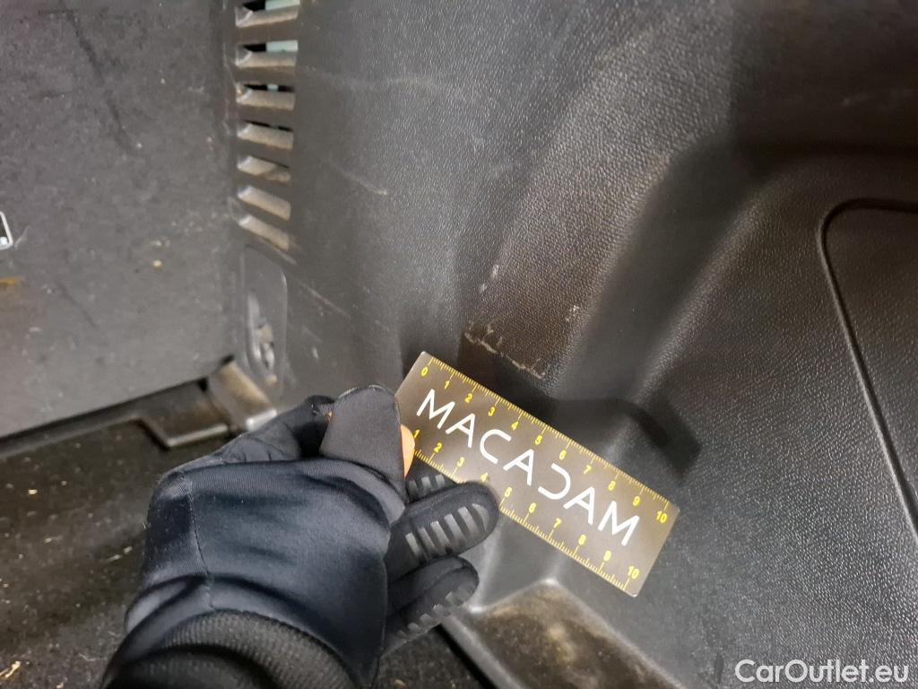  Peugeot  3008  Active Business 1.5 HDi 130CV BVA8 E6d #16