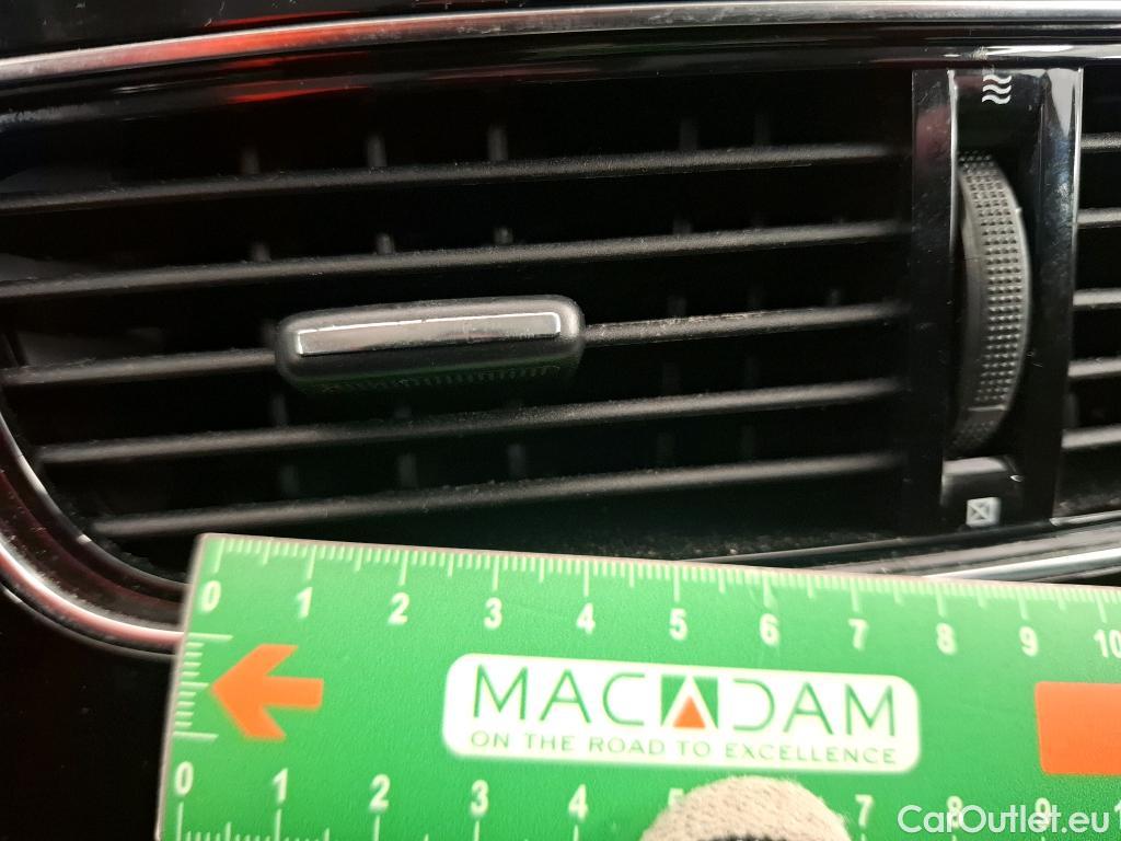  Renault  Clio  IV Air MediaNav 1.5 dCi 90CV BVM5 E6 #7