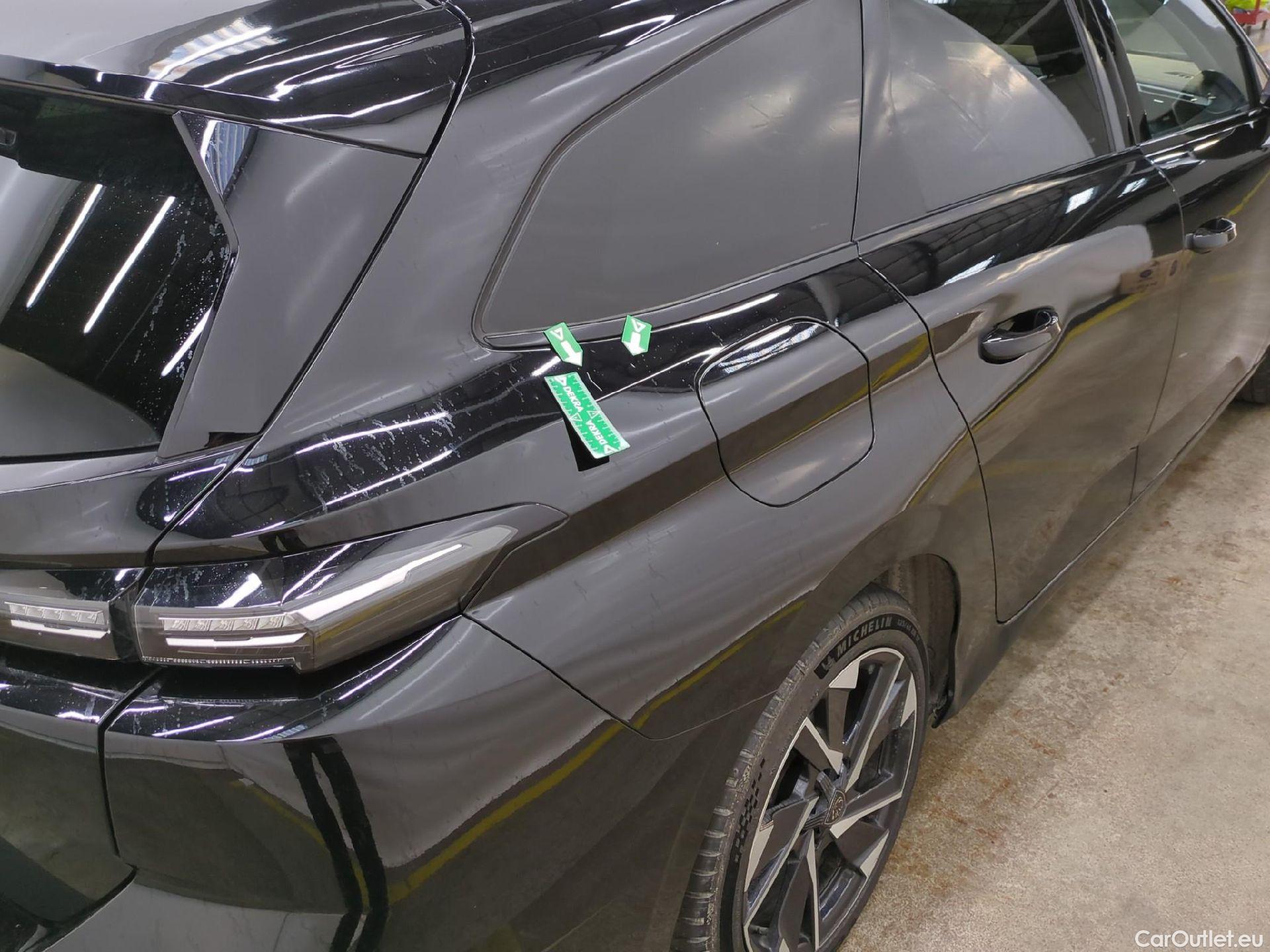  Peugeot  308 PEUGEOT  SW / 2021 / 5P / Break PureTech 130 S&S EAT 8 ALLURE PACK #32