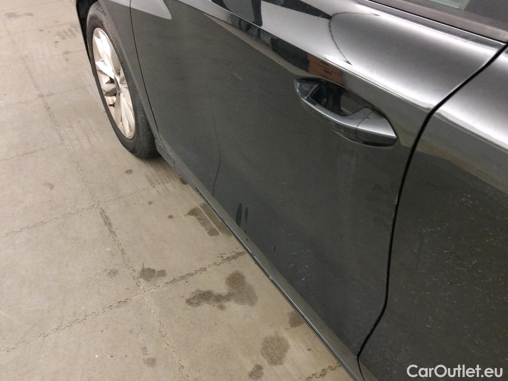  Audi  A3 AUDI  / 2020 / 5P / berlina con portón Sportback 30 TFSI 81kW (110CV) S tronic #10