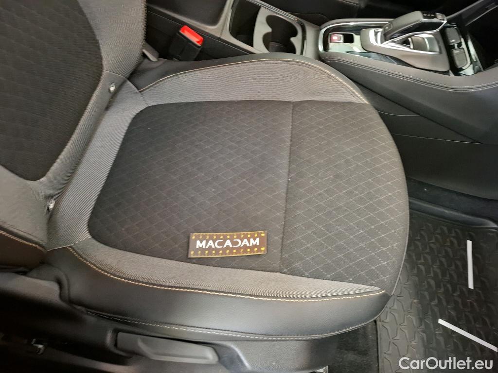  Opel   Grandland X Grandland X Elegance Business 1.5 130CV BVA8 E6d #62