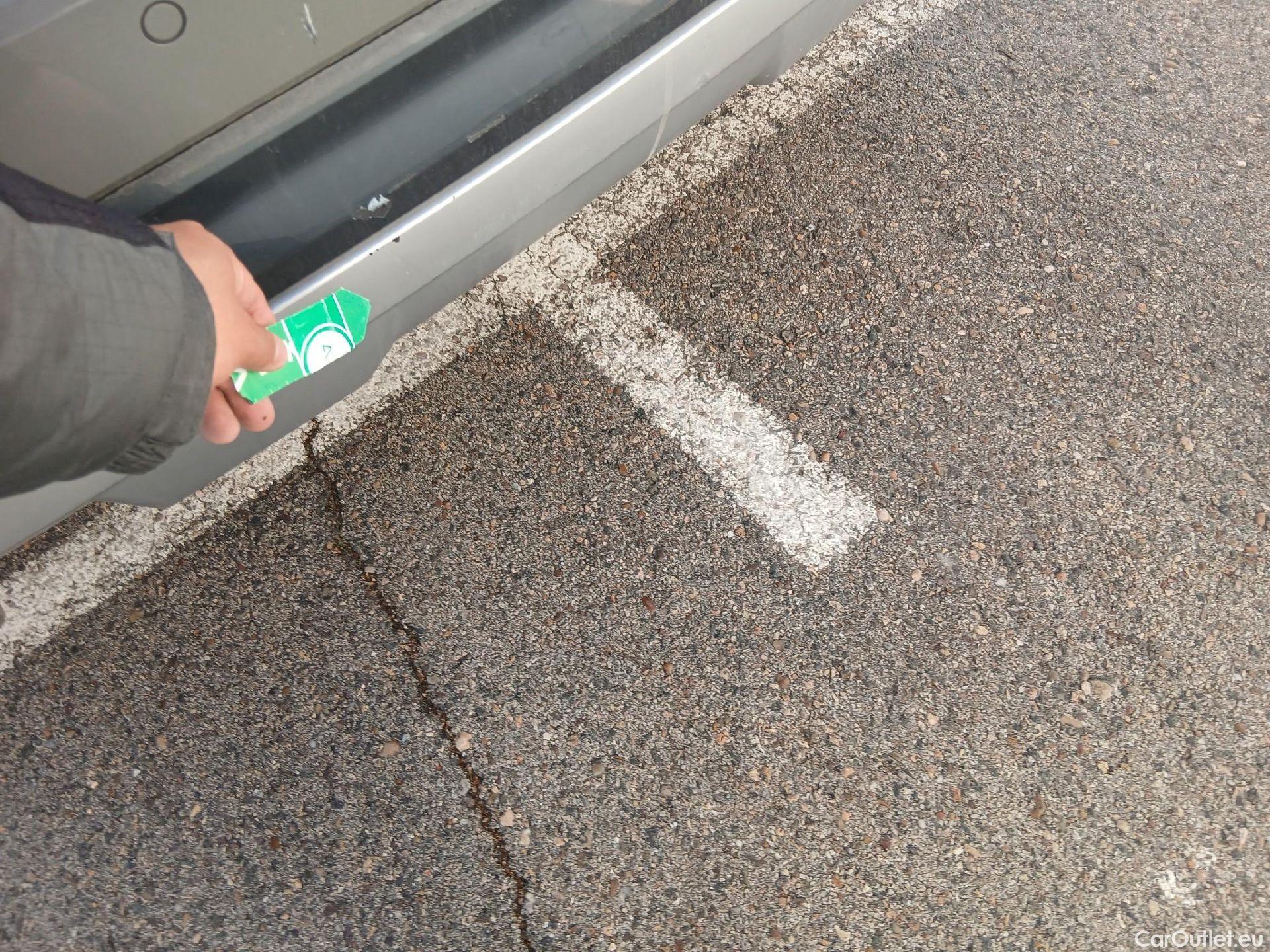  Audi  Q2 AUDI  / 2016 / 5P / todoterreno Design 30 TFSI 85kW (116CV) #28