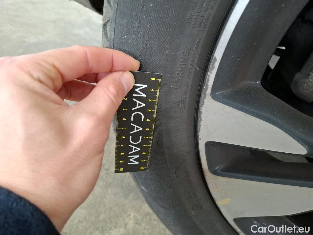  Opel   Grandland X Grandland X Elegance Business 1.5 130CV BVA8 E6d #33