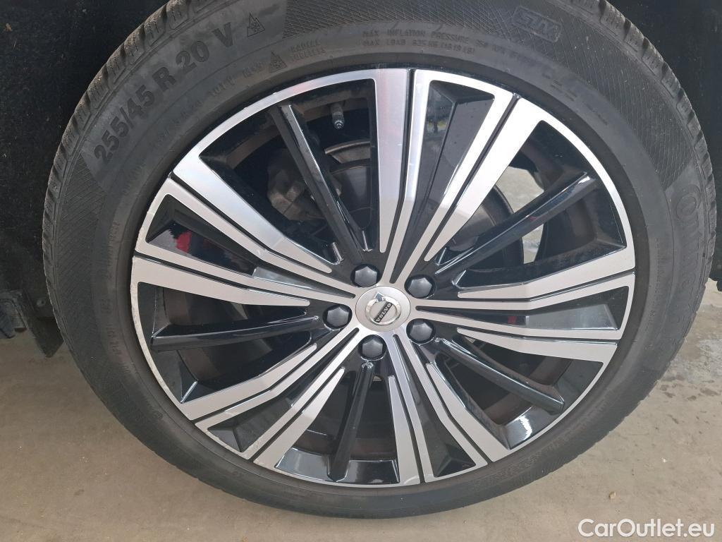  Volvo  XC60  Inscription Recharge Plug-In Hybrid AWD 2.0 255CV BVA8 #22