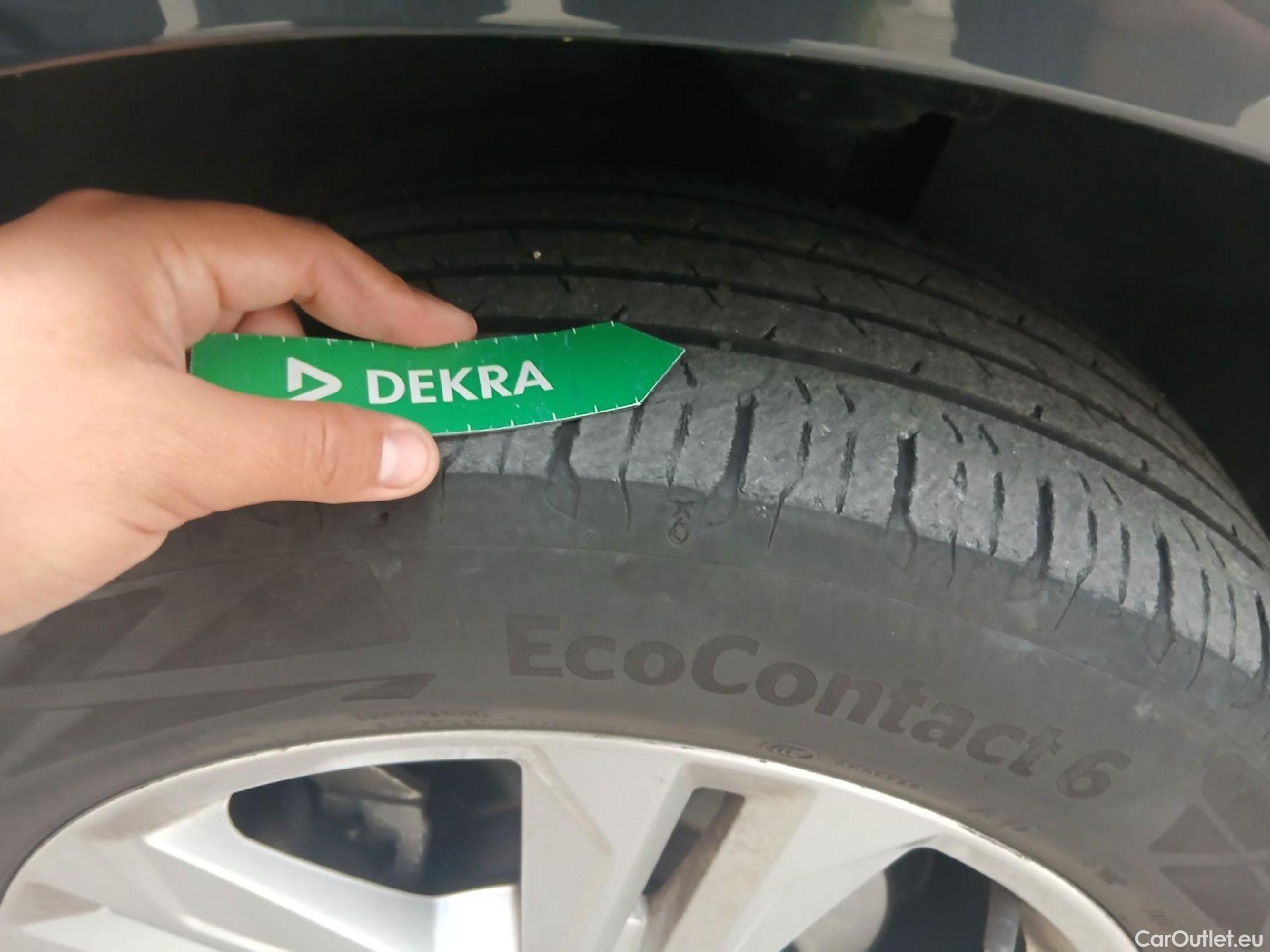  Audi  Q2 AUDI  / 2020 / 5P / todoterreno Advanced 35 TFSI 110kW (150CV) S tronic (AC) #2