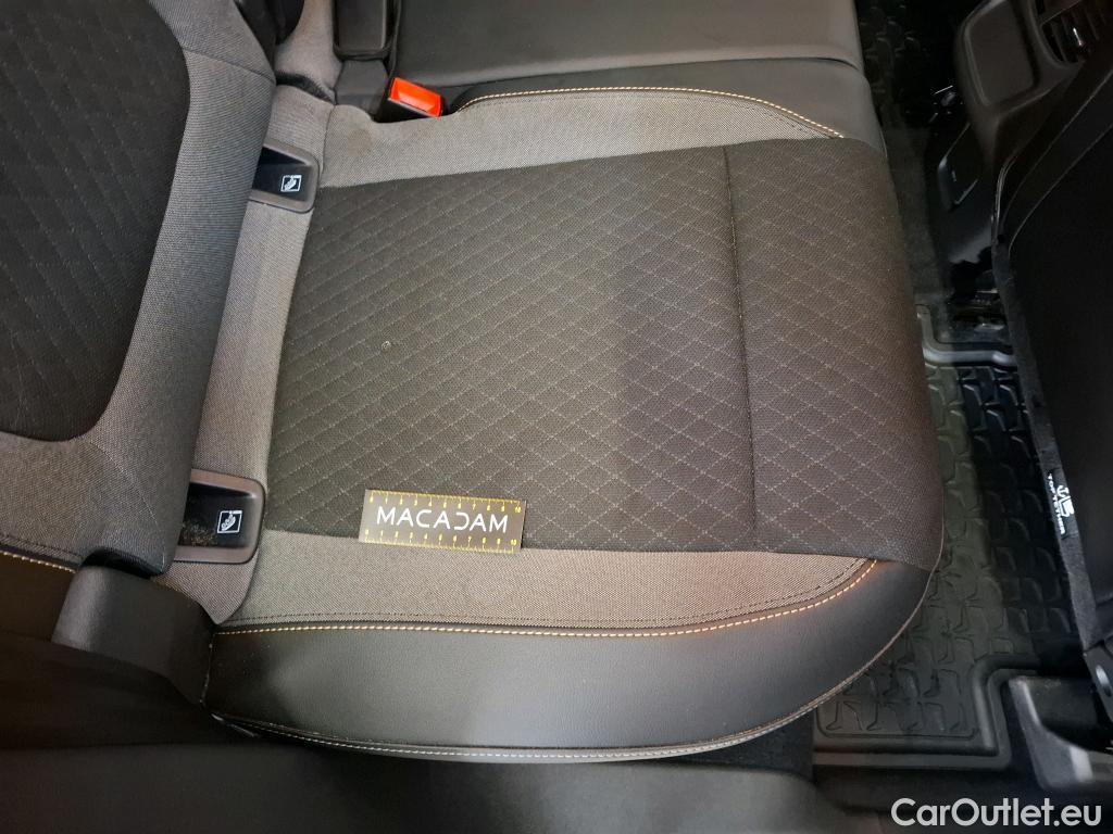  Opel   Grandland X Grandland X Elegance Business 1.5 130CV BVA8 E6d #21