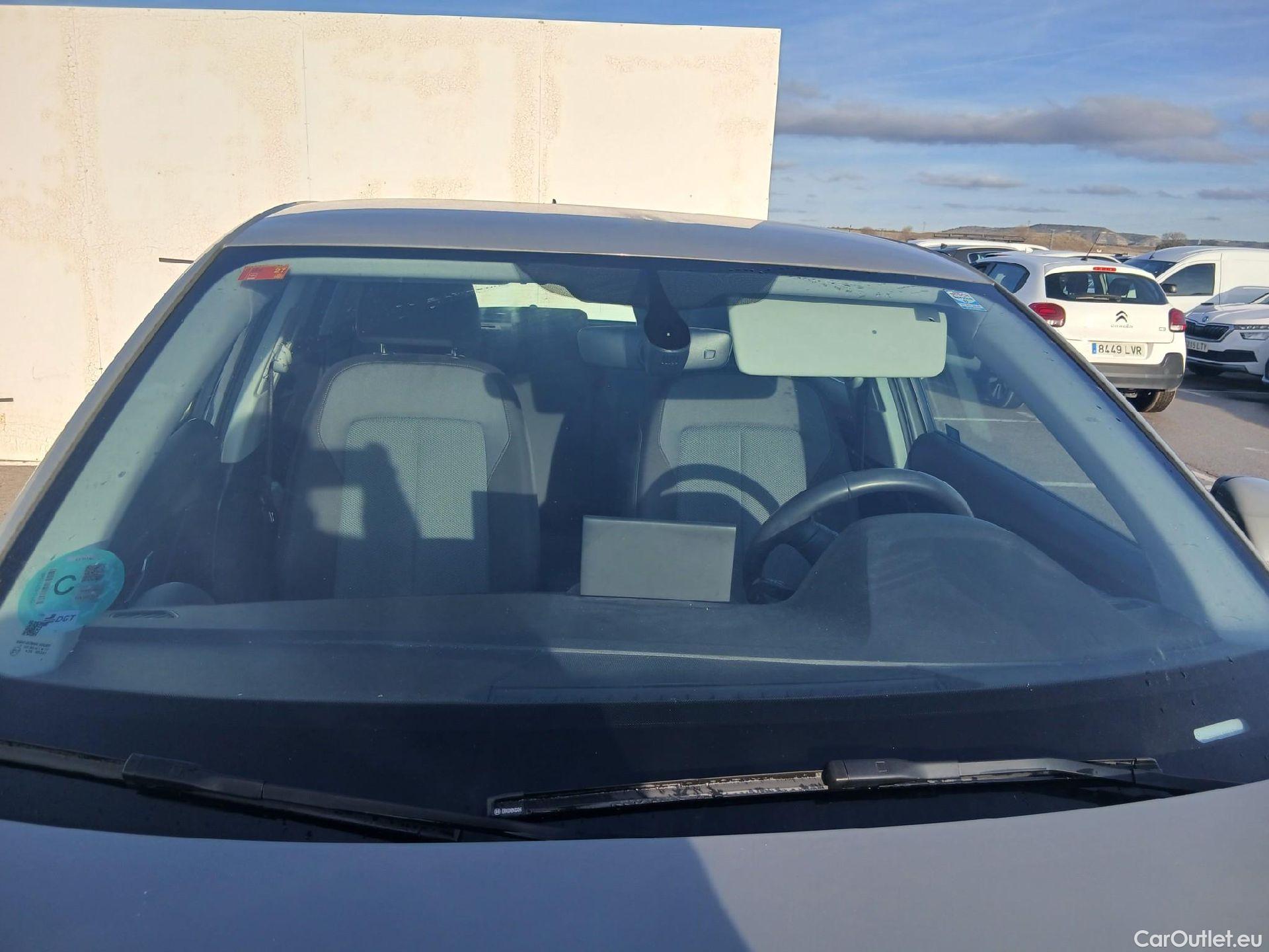  Audi  Q2 AUDI  / 2016 / 5P / todoterreno Design 30 TFSI 85kW (116CV) #8