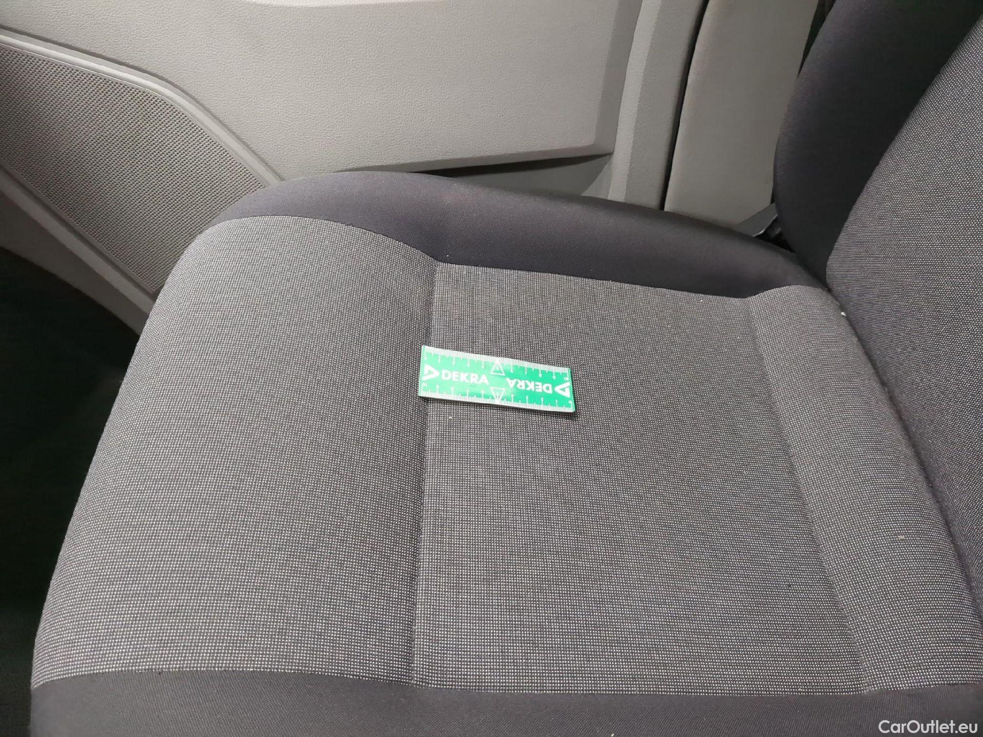  Volkswagen  Transporter T6  Fourgon 2.0 100CV BVM5 #2