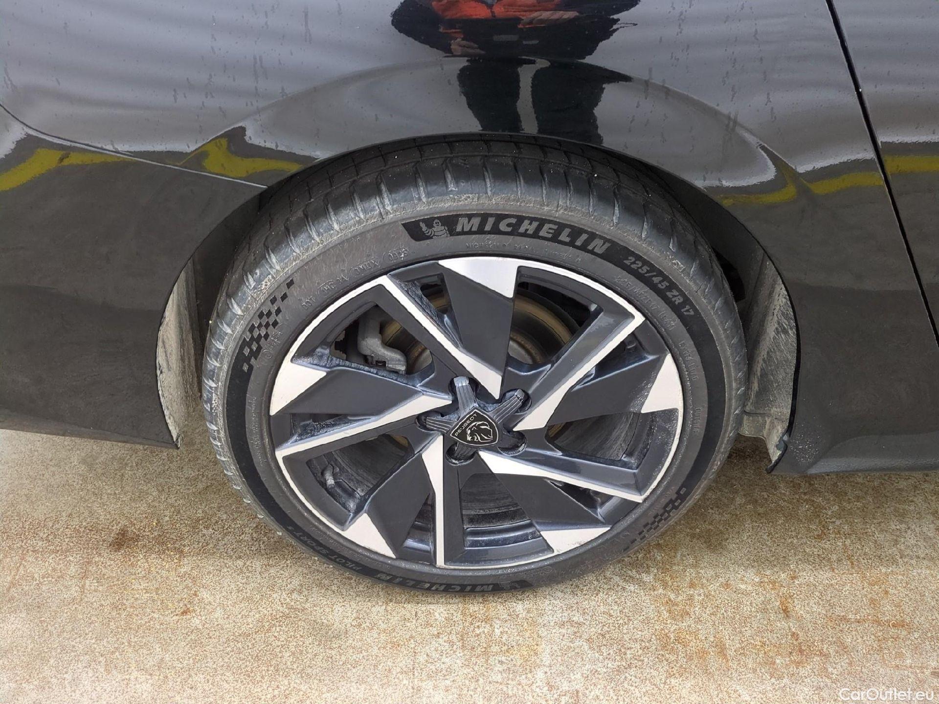  Peugeot  308 PEUGEOT  SW / 2021 / 5P / Break PureTech 130 S&S EAT 8 ALLURE PACK #16