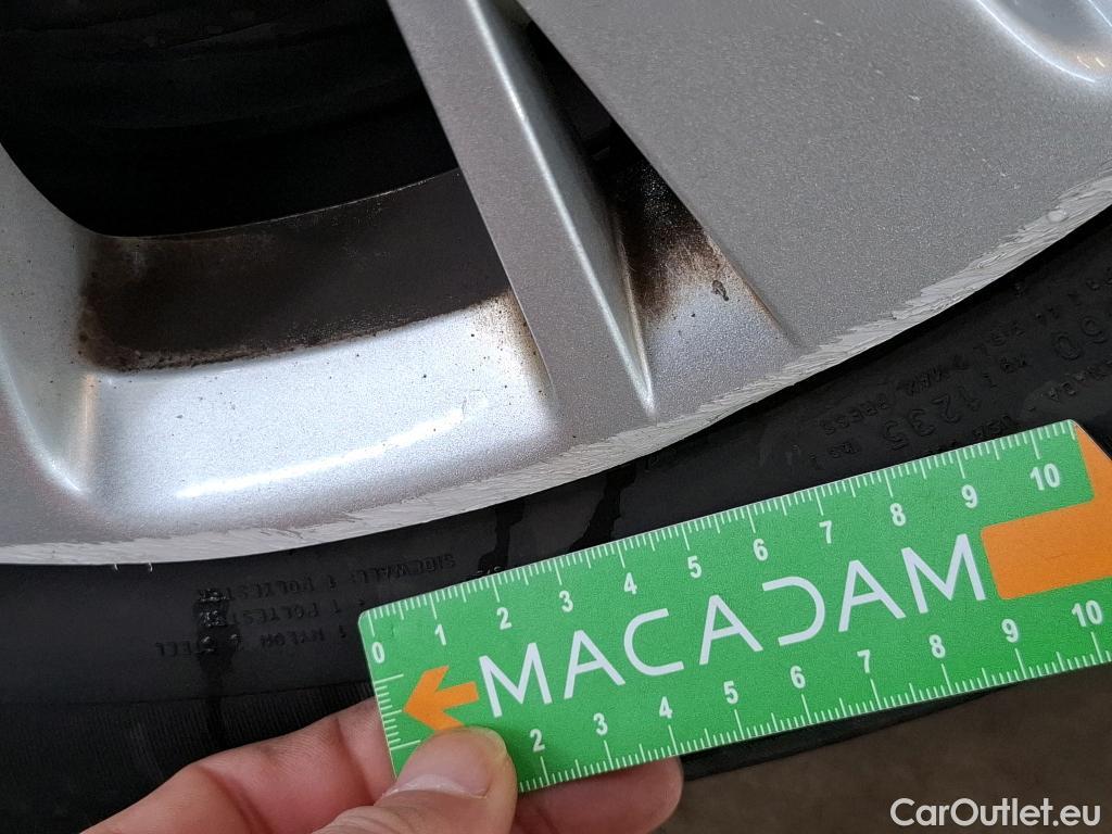  Peugeot  208  Affaire Premium Pack 1.5 HDi 100CV BVM6 E6dT #36