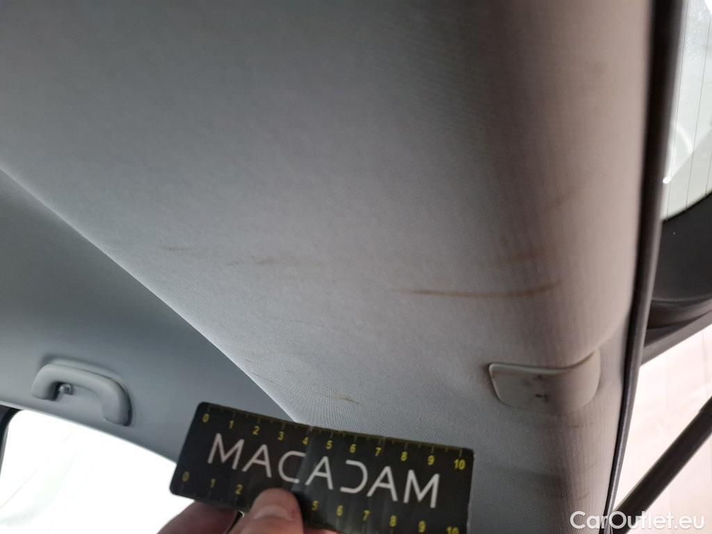  Renault  Megane  IV Berline 5pt. Société Air Nav 1.5 dCi 90CV BVM6 E6 #16