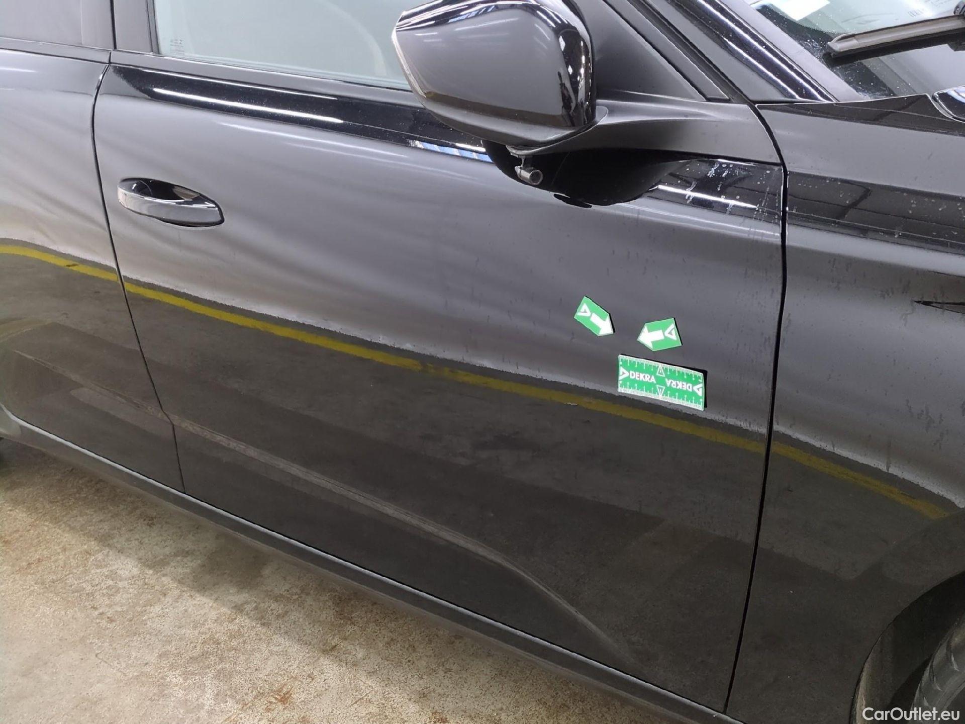  Peugeot  308 PEUGEOT  SW / 2021 / 5P / Break PureTech 130 S&S EAT 8 ALLURE PACK #38