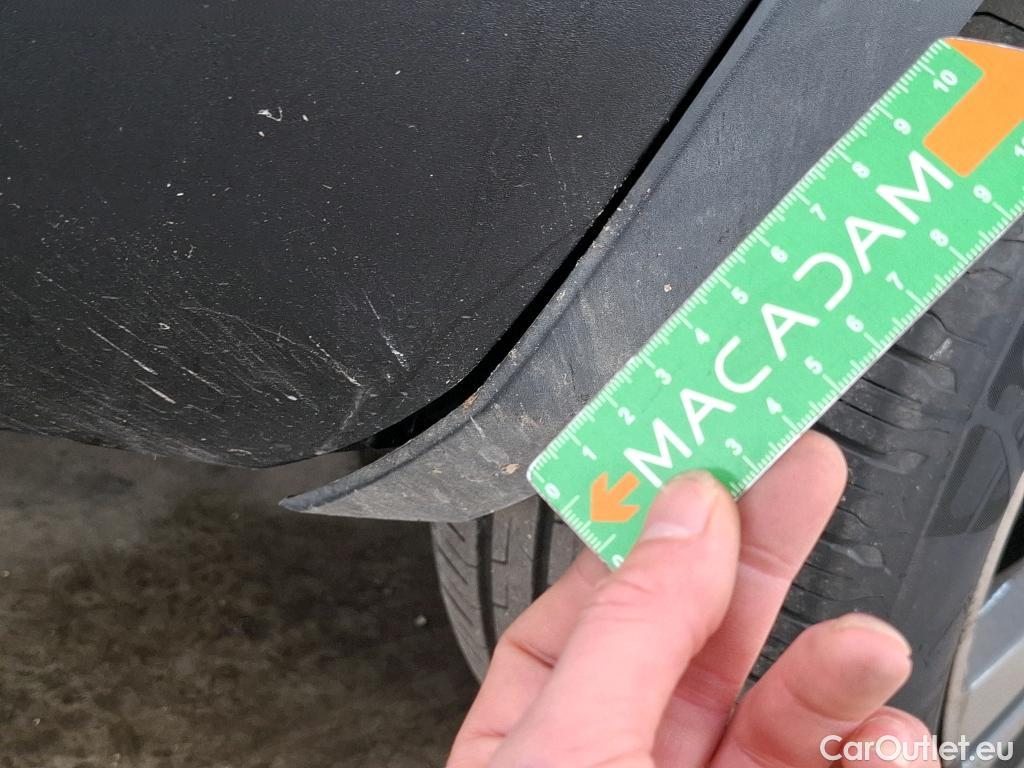  Peugeot  3008 PEUGEOT  / 2020 / 5P / SUV BlueHDi 130 S&S EAT8 Allure Pack #49