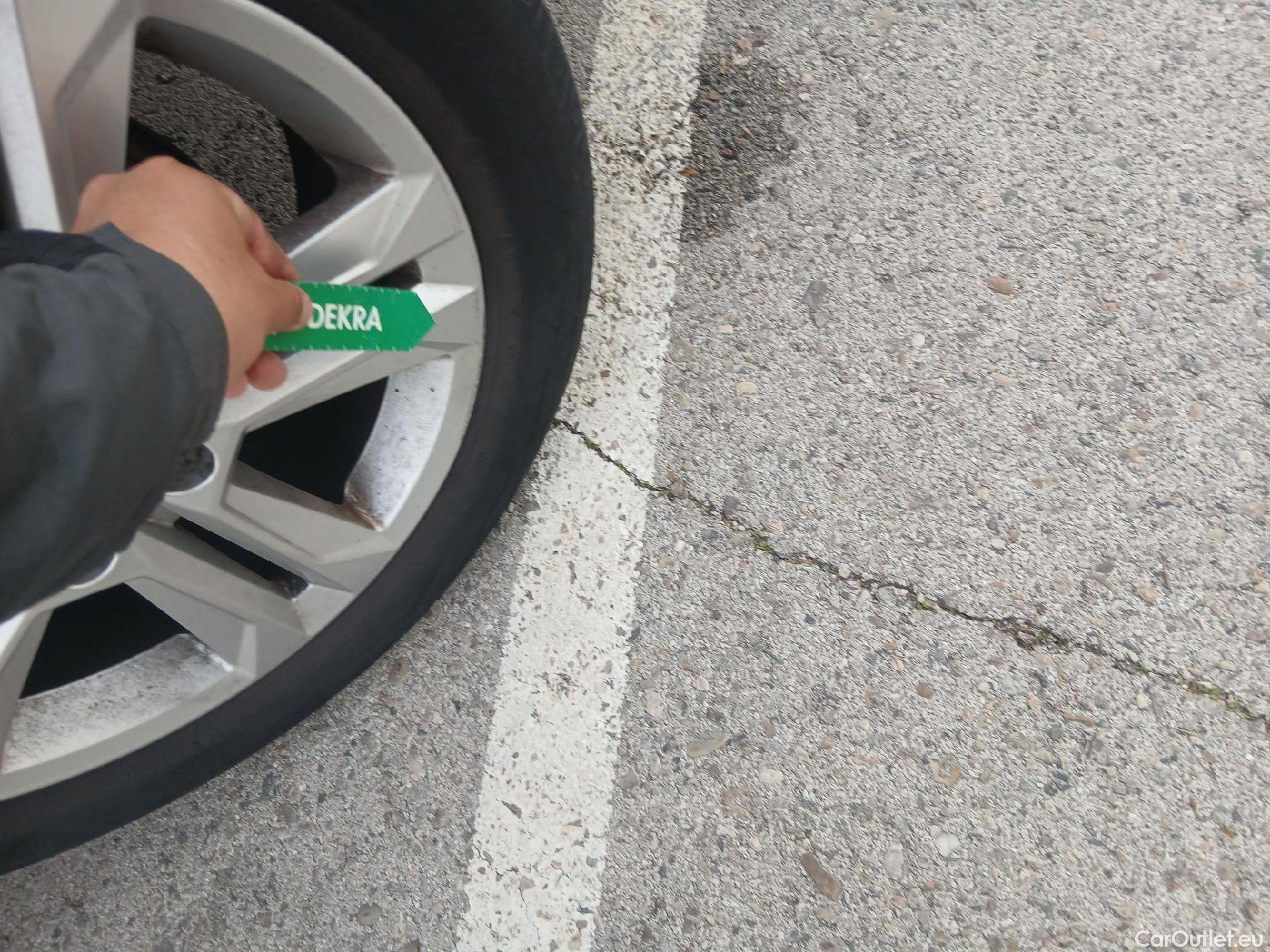  Audi  Q2 AUDI  / 2020 / 5P / todoterreno Advanced 35 TFSI 110kW (150CV) S tronic (AC) #36