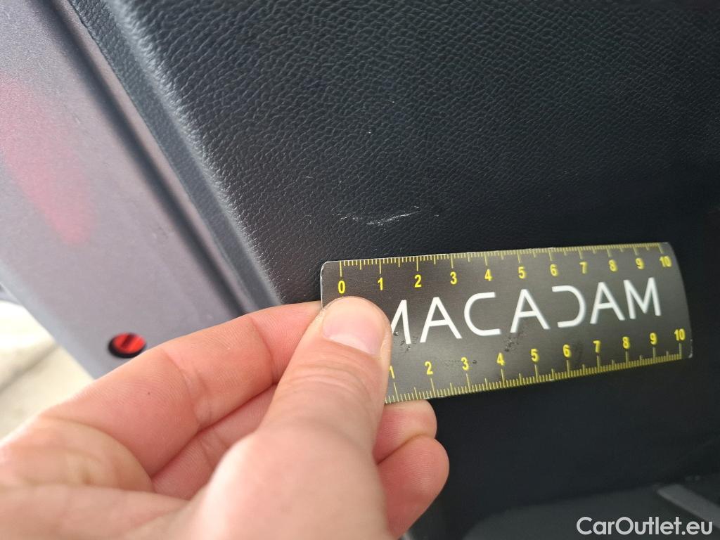  Peugeot  2008  Allure Pack 1.5 HDi 130CV BVA8 E6d #2