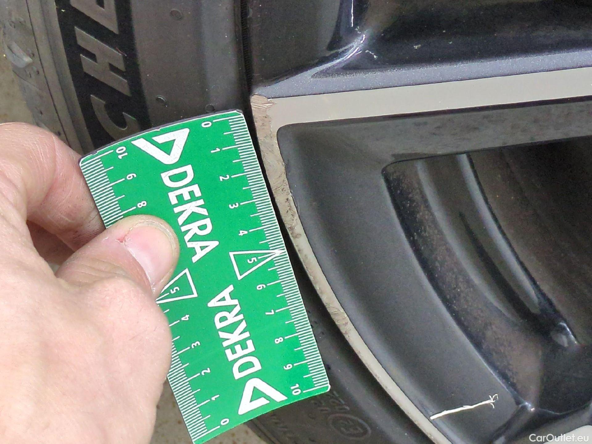  Peugeot  308 PEUGEOT  SW / 2021 / 5P / Break PureTech 130 S&S EAT 8 ALLURE PACK #3