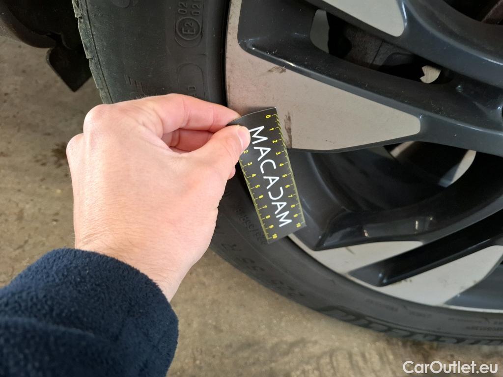  Opel   Grandland X Grandland X Elegance Business 1.5 130CV BVA8 E6d #98