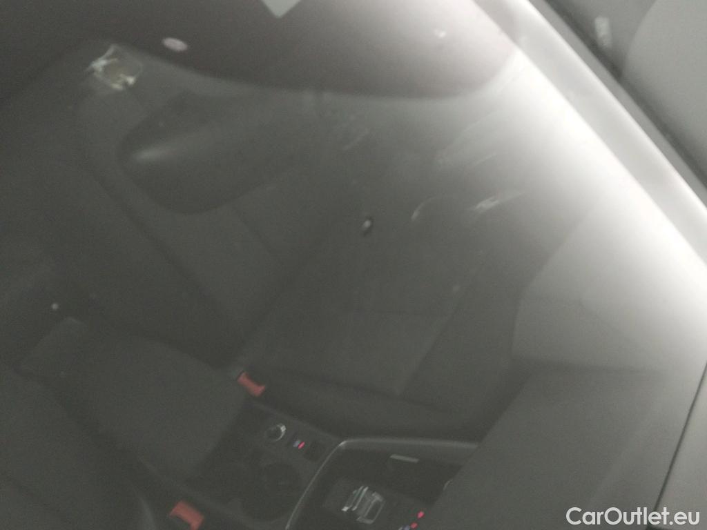  Audi  A3 AUDI  / 2020 / 5P / berlina con portón Sportback 30 TFSI 81kW (110CV) S tronic #5