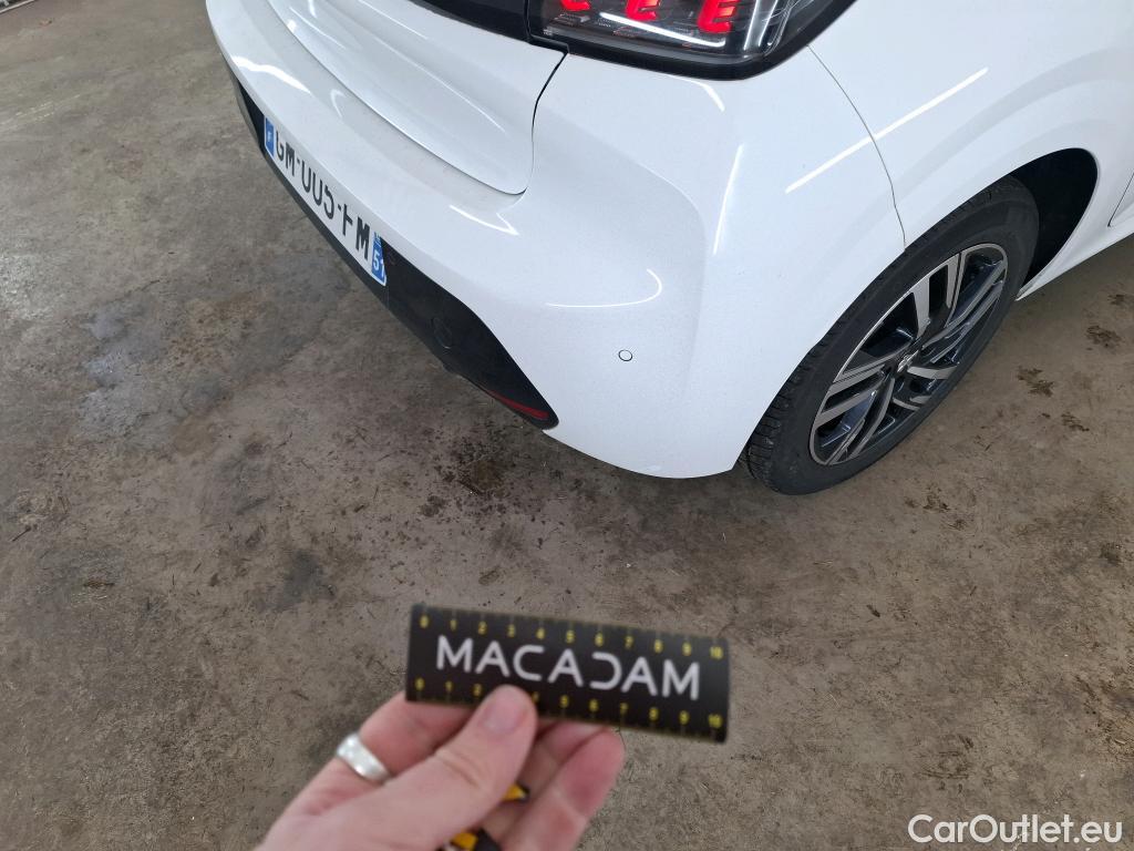  Peugeot  208  Allure Pack 1.2 PureTech 100CV BVM6 E6d #42