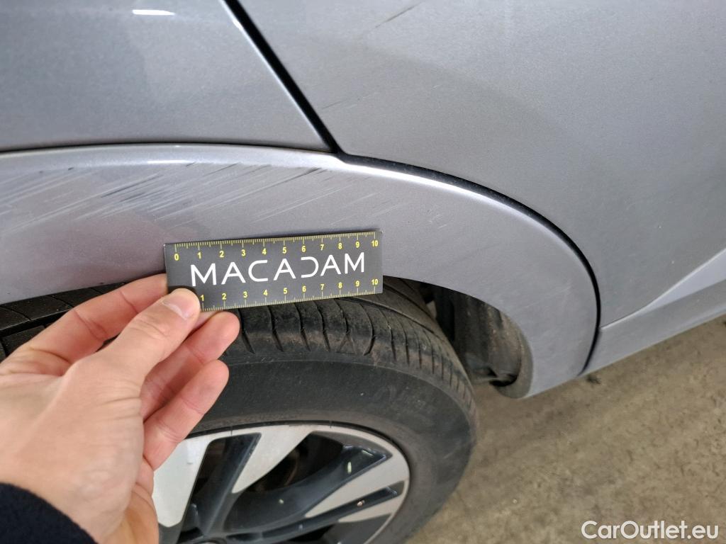  Opel   Grandland X Grandland X Elegance Business 1.5 130CV BVA8 E6d #52