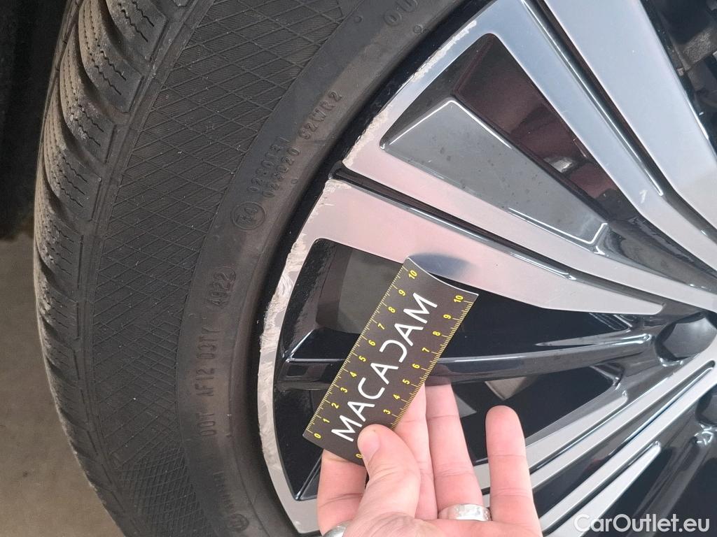  Volvo  XC60  Inscription Recharge Plug-In Hybrid AWD 2.0 255CV BVA8 #23