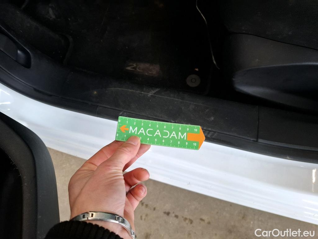  Peugeot  208  Affaire Premium Pack 1.5 HDi 100CV BVM6 E6dT #10