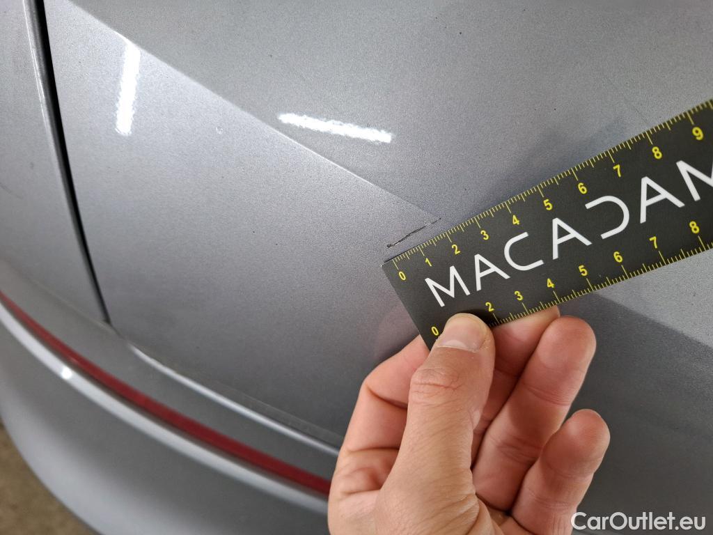  Opel   Grandland X Grandland X Elegance Business 1.5 130CV BVA8 E6d #19