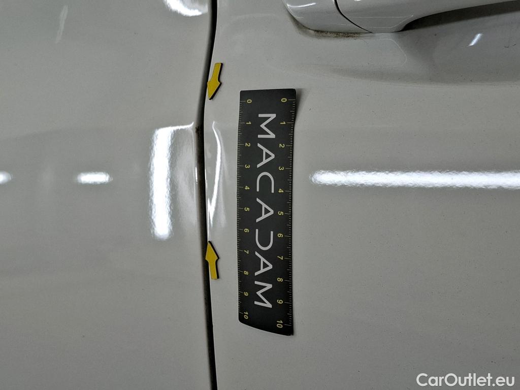  Peugeot  208  Allure Pack 1.2 PureTech 100CV BVM6 E6d #2