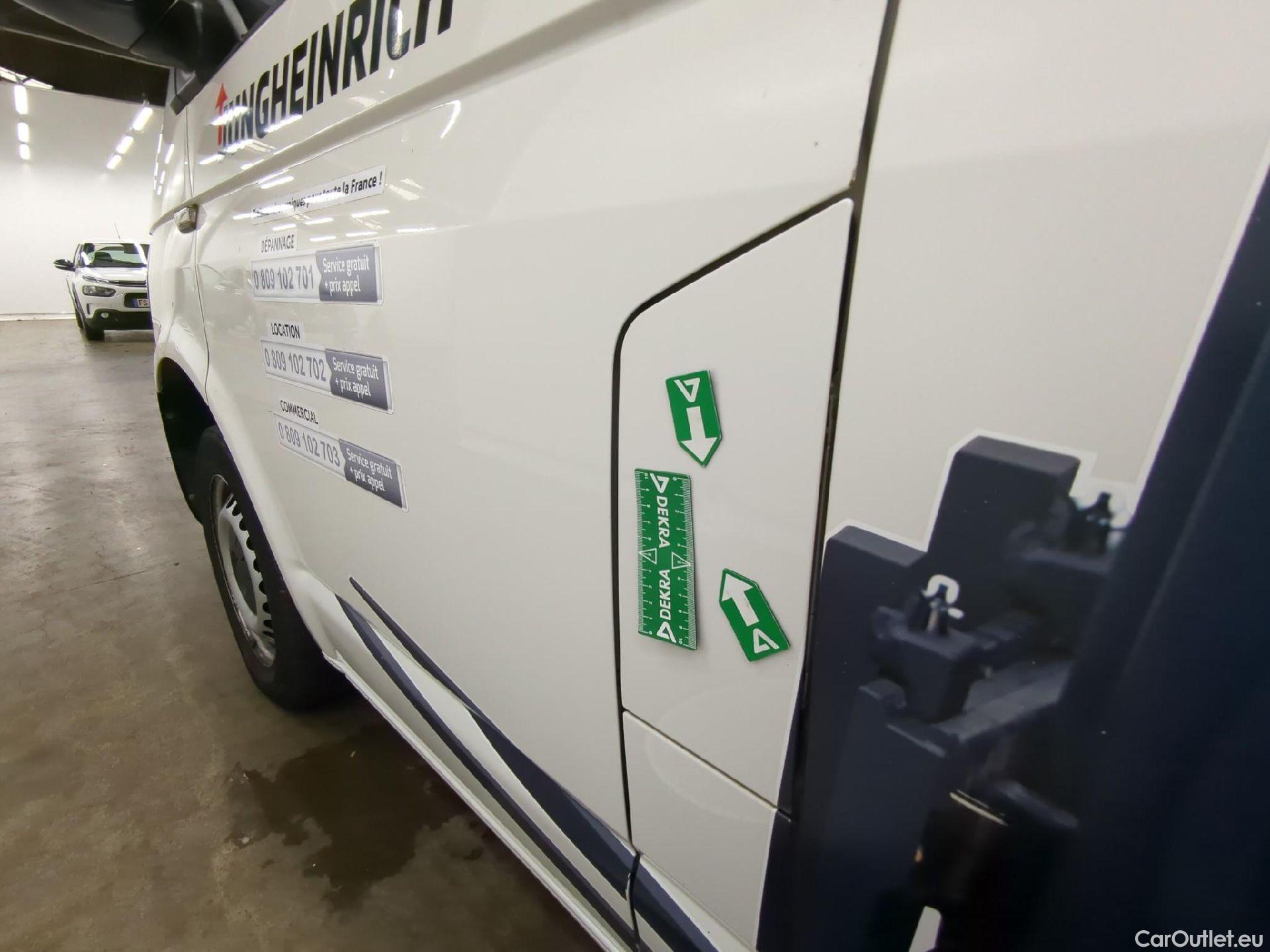  Volkswagen  Transporter T6  Fourgon 2.0 100CV BVM5 #24