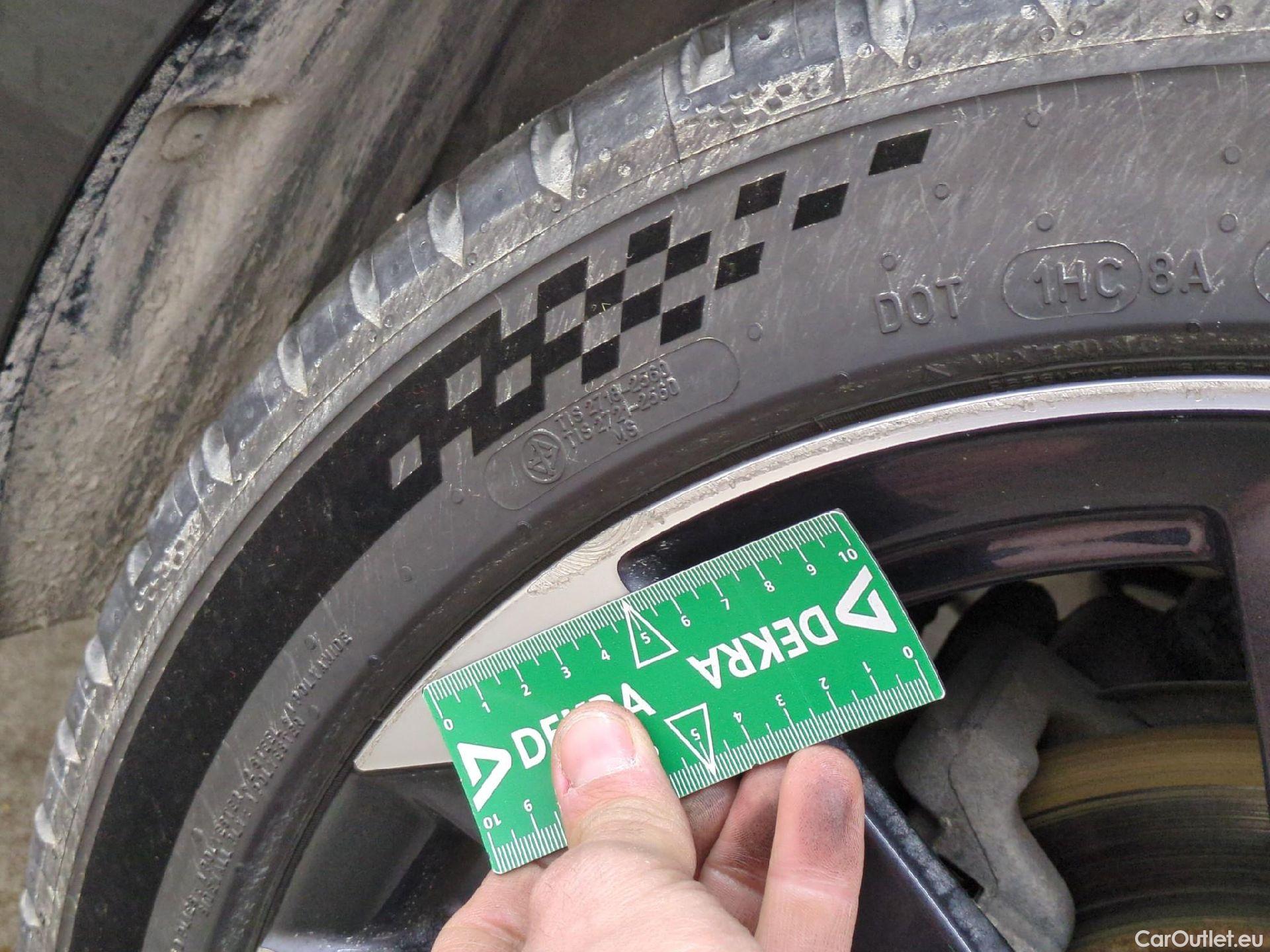  Peugeot  308 PEUGEOT  SW / 2021 / 5P / Break PureTech 130 S&S EAT 8 ALLURE PACK #15