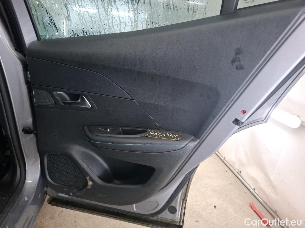  Peugeot  2008  Allure Pack 1.5 HDi 130CV BVA8 E6d #5