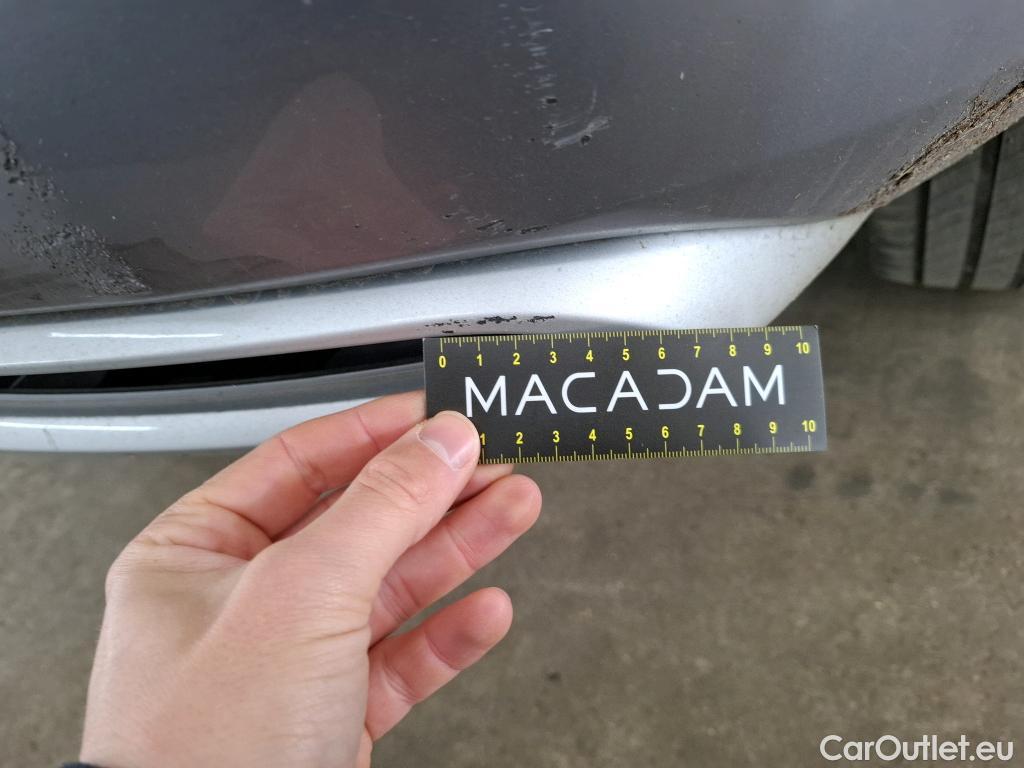  Opel   Grandland X Grandland X Elegance Business 1.5 130CV BVA8 E6d #89