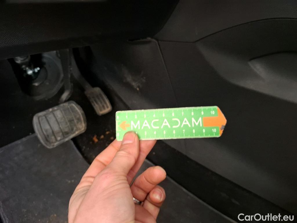  Peugeot  3008 PEUGEOT  / 2020 / 5P / SUV BlueHDi 130 S&S EAT8 Allure Pack #12