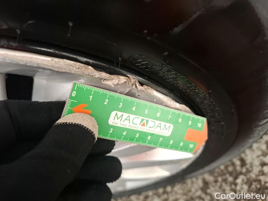  Renault  Clio  IV Air MediaNav 1.5 dCi 90CV BVM5 E6 #25