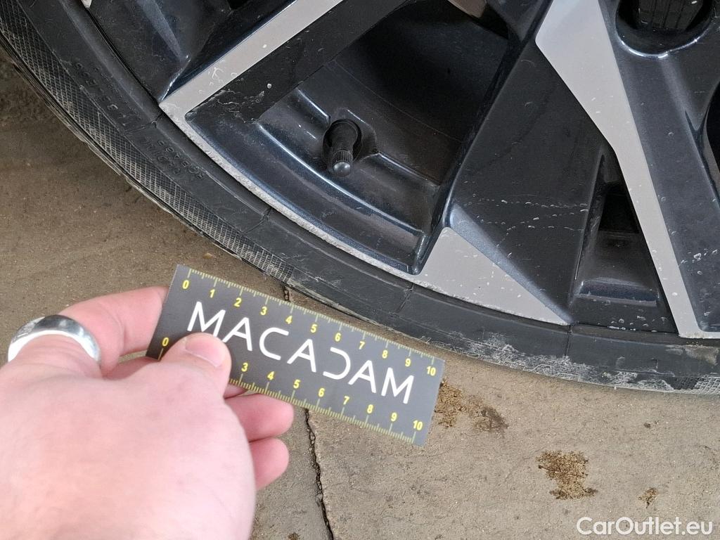  Peugeot  308  Allure 1.2 PureTech 130CV BVM6 E6d #8