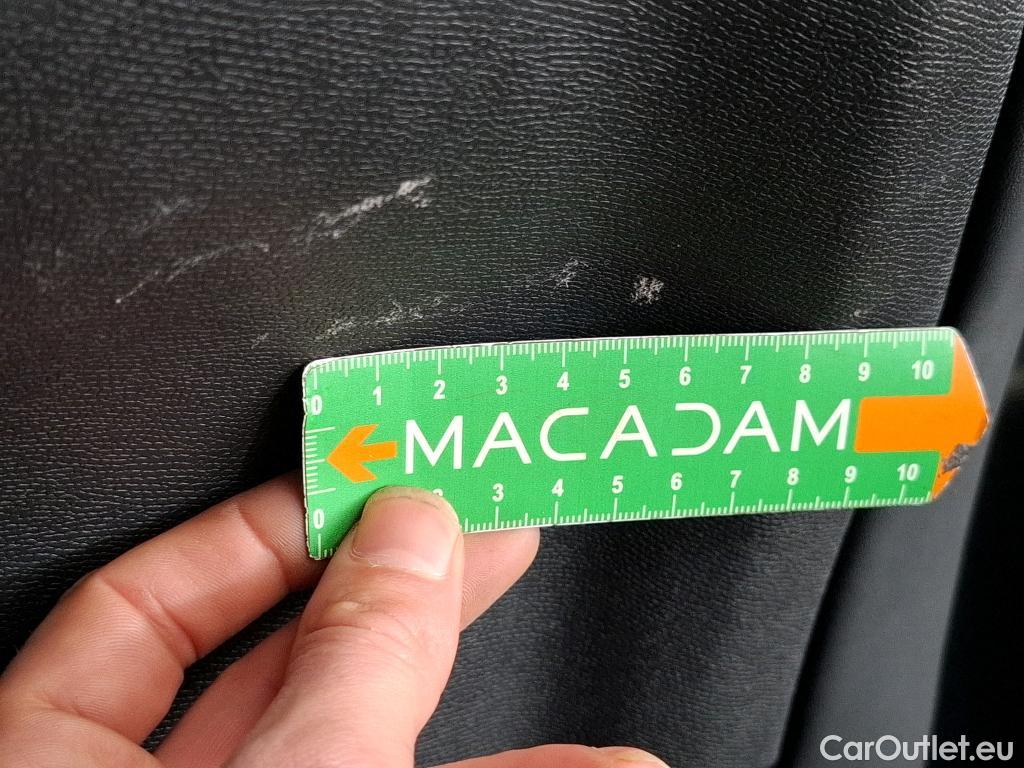  Peugeot  3008 PEUGEOT  / 2020 / 5P / SUV BlueHDi 130 S&S EAT8 Allure Pack #23