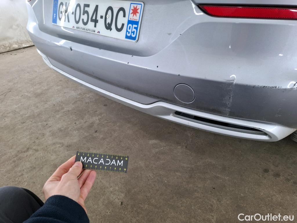  Opel   Grandland X Grandland X Elegance Business 1.5 130CV BVA8 E6d #88