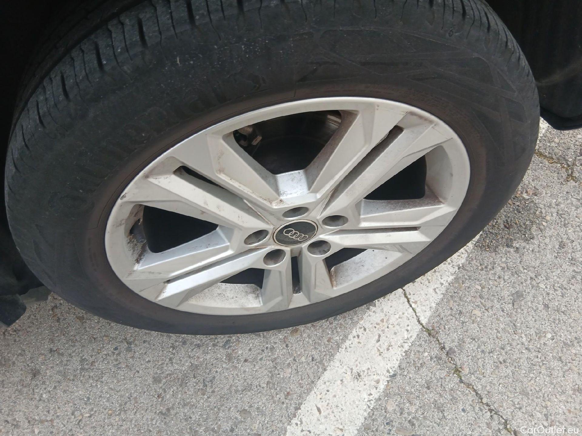  Audi  Q2 AUDI  / 2020 / 5P / todoterreno Advanced 35 TFSI 110kW (150CV) S tronic (AC) #35