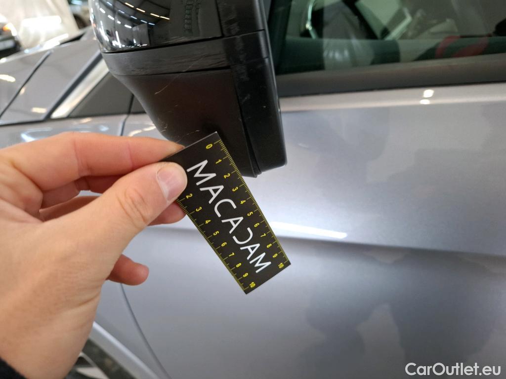  Opel   Grandland X Grandland X Elegance Business 1.5 130CV BVA8 E6d #75