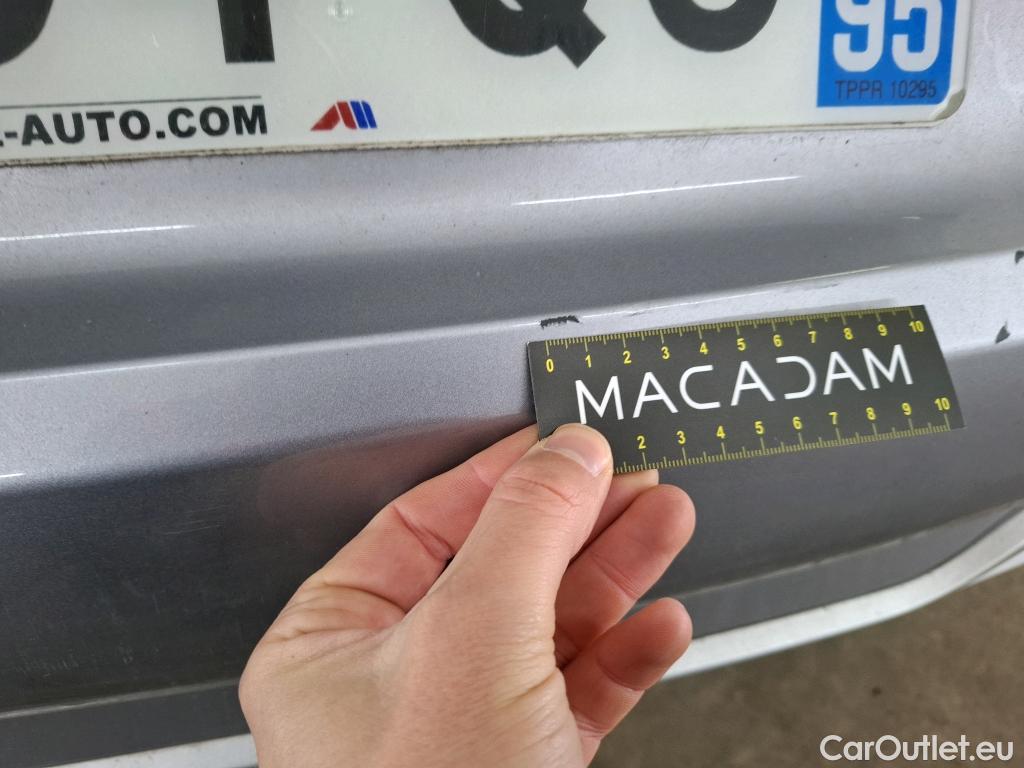  Opel   Grandland X Grandland X Elegance Business 1.5 130CV BVA8 E6d #3