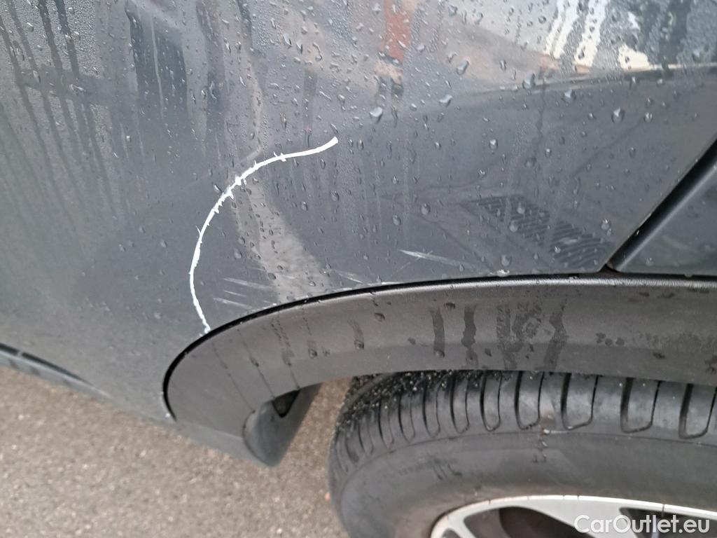  KIA  Sportage KIA  1.6MHEV Drive 100kW(136CV) 4x2(Crist Tintados)(CX) #8