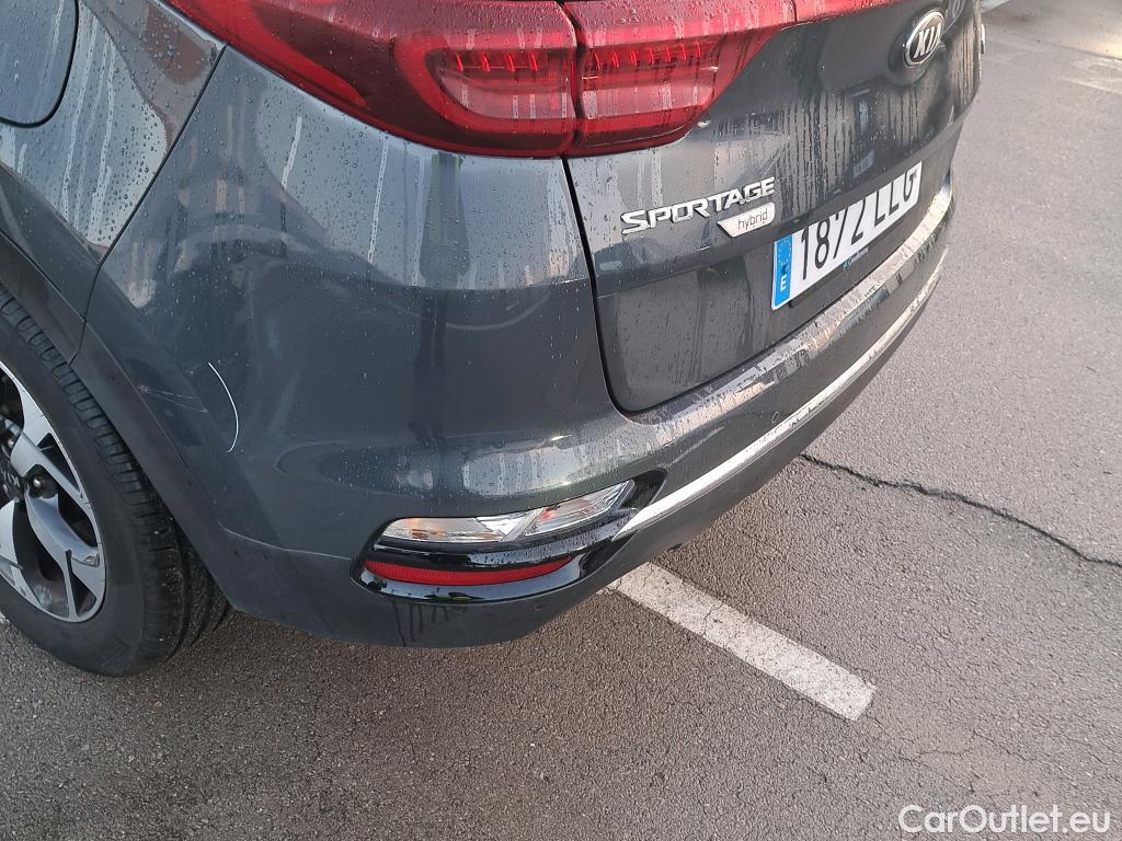  KIA  Sportage KIA  1.6MHEV Drive 100kW(136CV) 4x2(Crist Tintados)(CX) #19