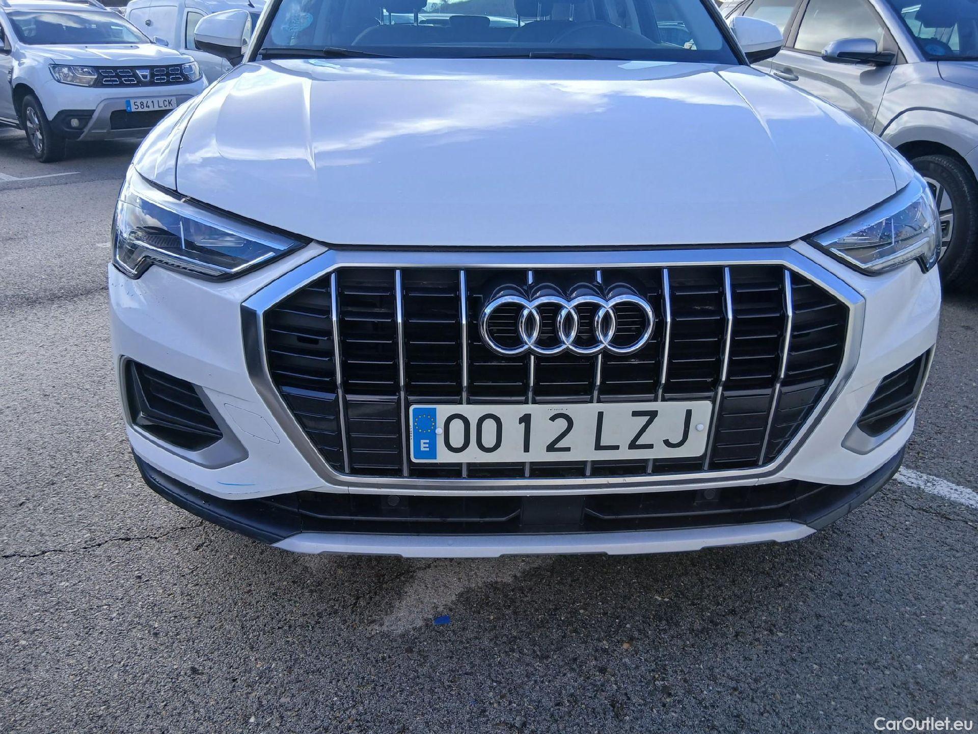  Audi  Q3 AUDI  / 2018 / 5P / todoterreno Advanced 35 TDI 110kW (150CV) S tronic (AC9) #3