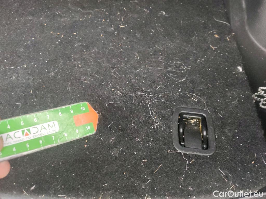  Hyundai  Konna HYUNDAI Kona / 2020 / 5P / todoterreno 1.0 TGDI 48V Maxx 4X2 #4