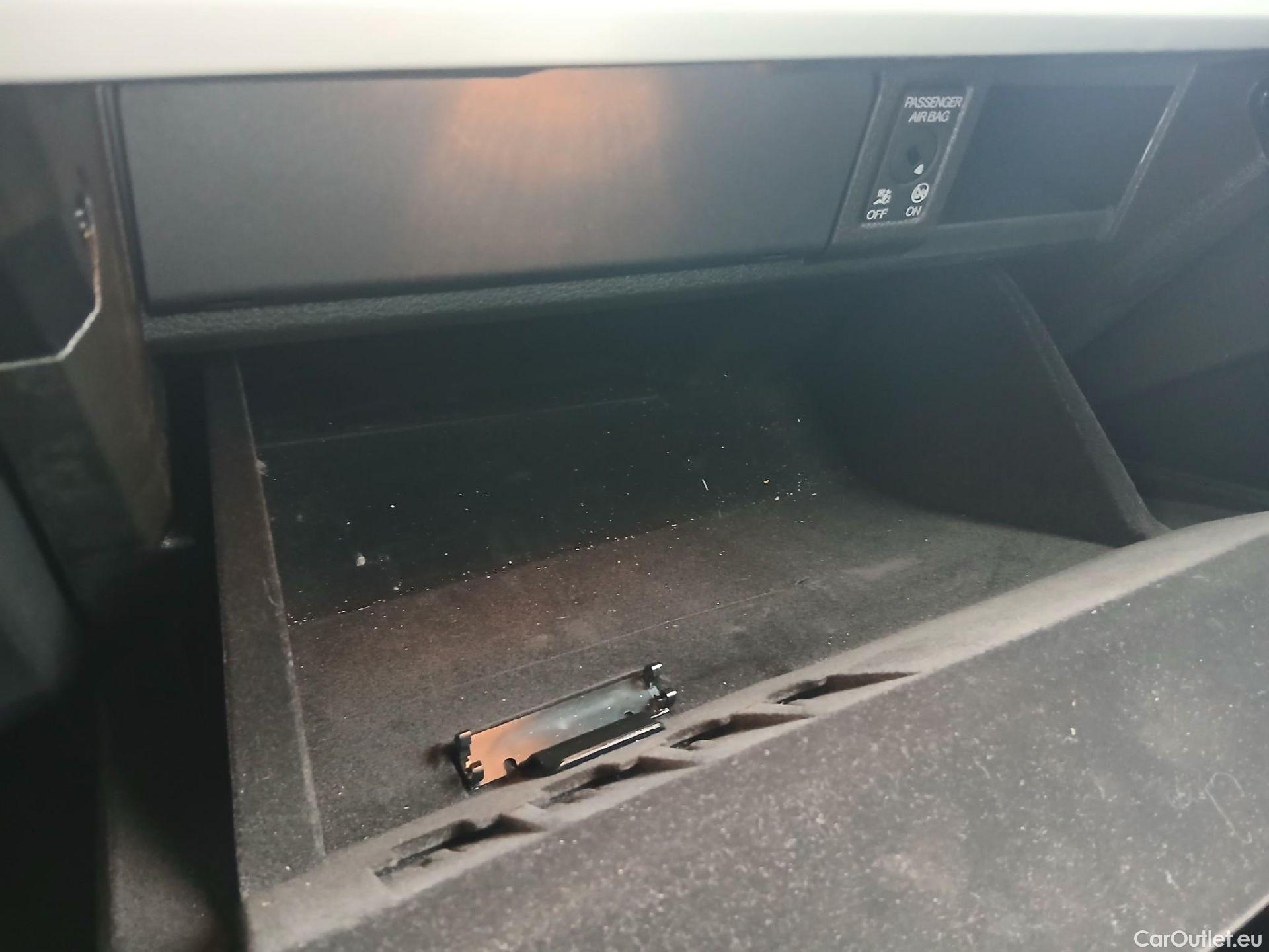  Land Rover  Discovery AUDI Q5 / 2020 / 5P / todoterreno Genuine 40 TDI 150kW quattro-ultra #25