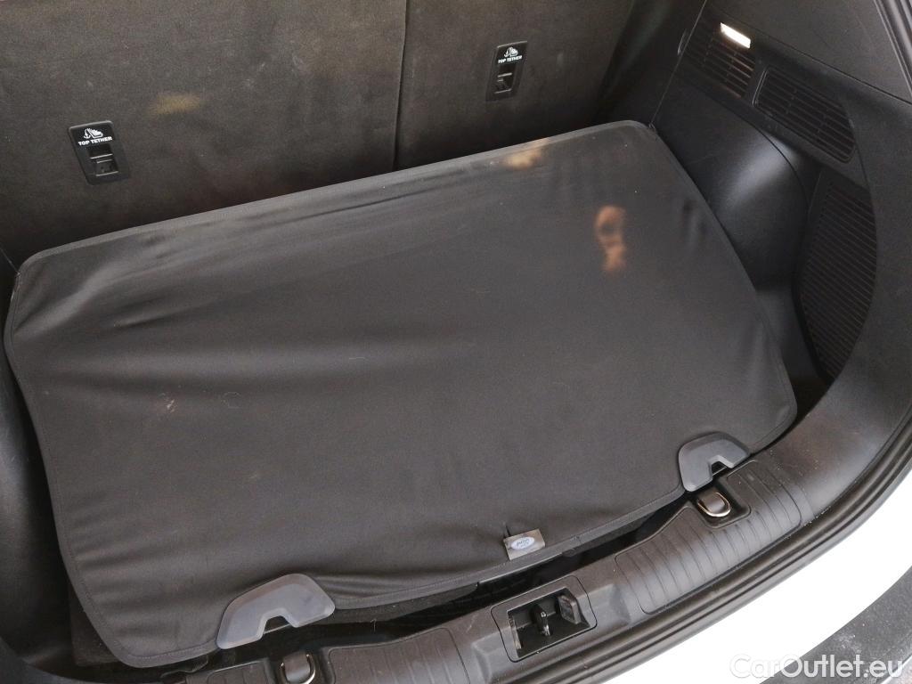  Ford  Kuga FORD  / 2019 / 5P / todoterreno Titanium 1.5T EcoBoost 88kW (120CV) #1