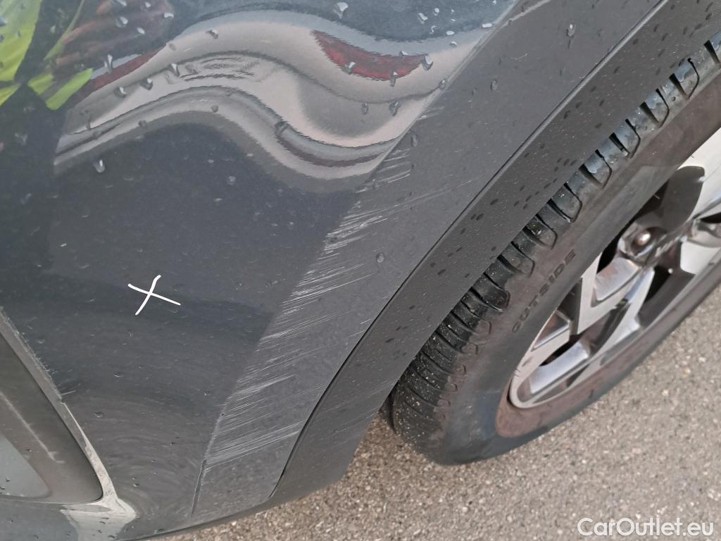  KIA  Sportage KIA  1.6MHEV Drive 100kW(136CV) 4x2(Crist Tintados)(CX) #18